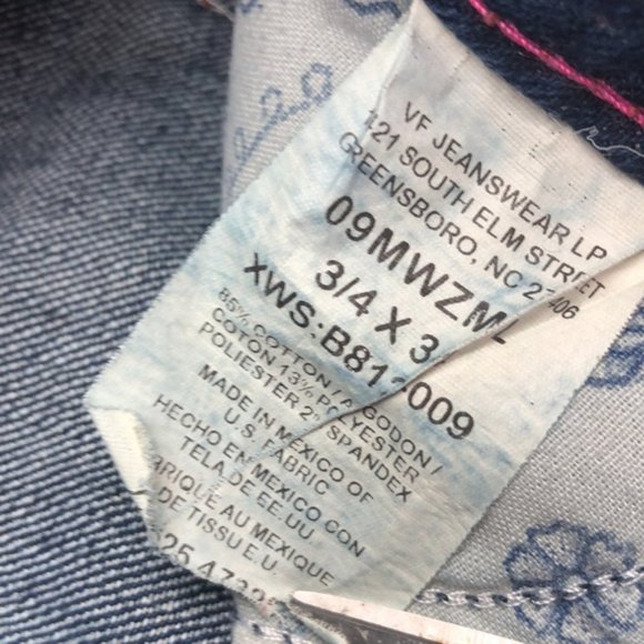 LIKE NEW WRANGLER PREMIUM PATCH BOOTCUT JEANS 4/27x34 😎 - Picture 6 of 13